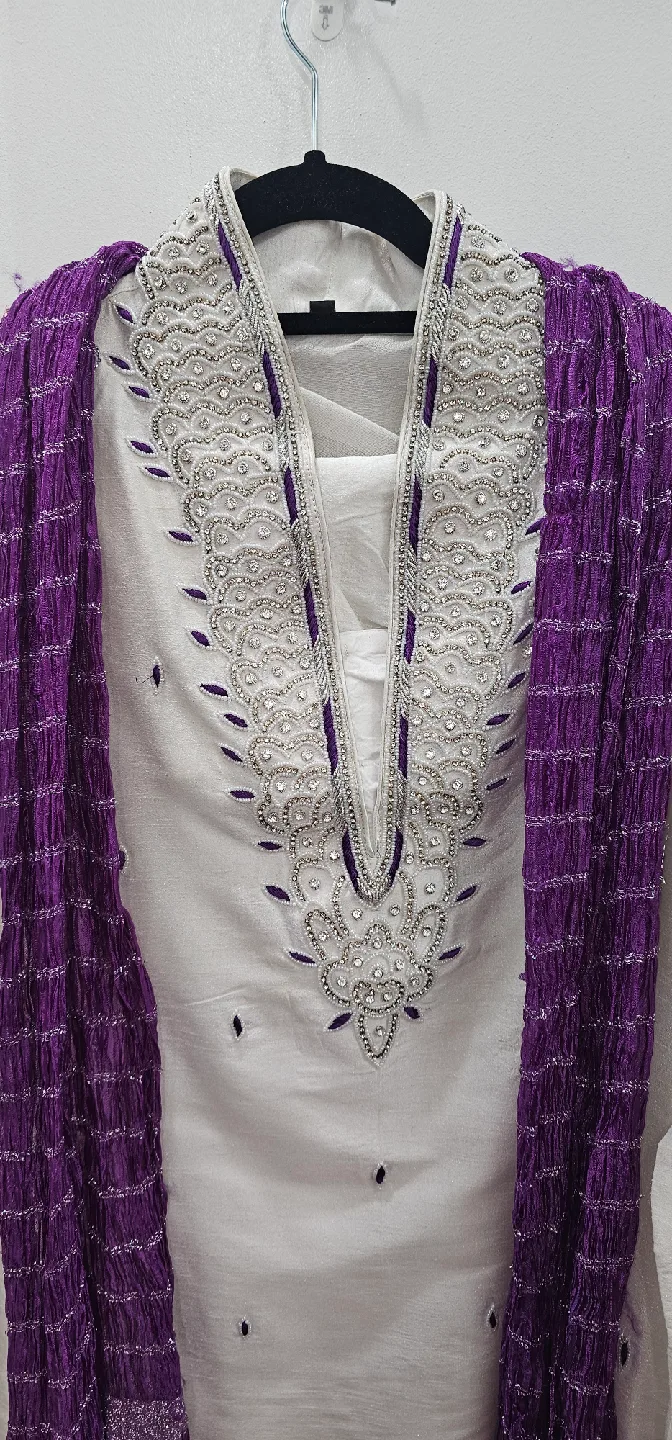 White & Purple Embellished Salwar Kameez - Size 40 🥕