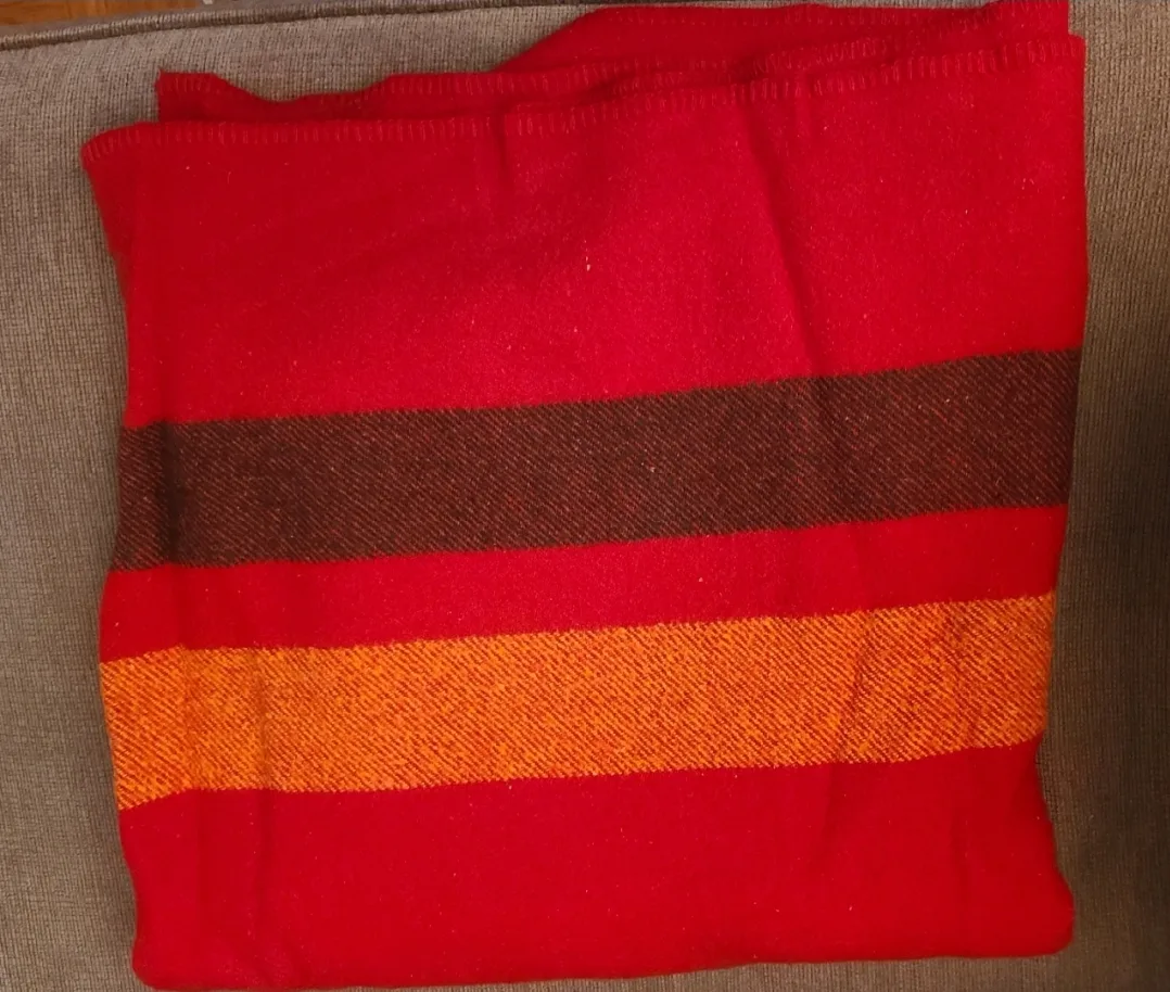 READ AD:. Vintage 100% Wool  Boy Scouts of Canada Blanket thumbnail