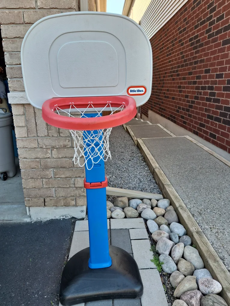 Little Tikes Basketball Set image indicator(2)