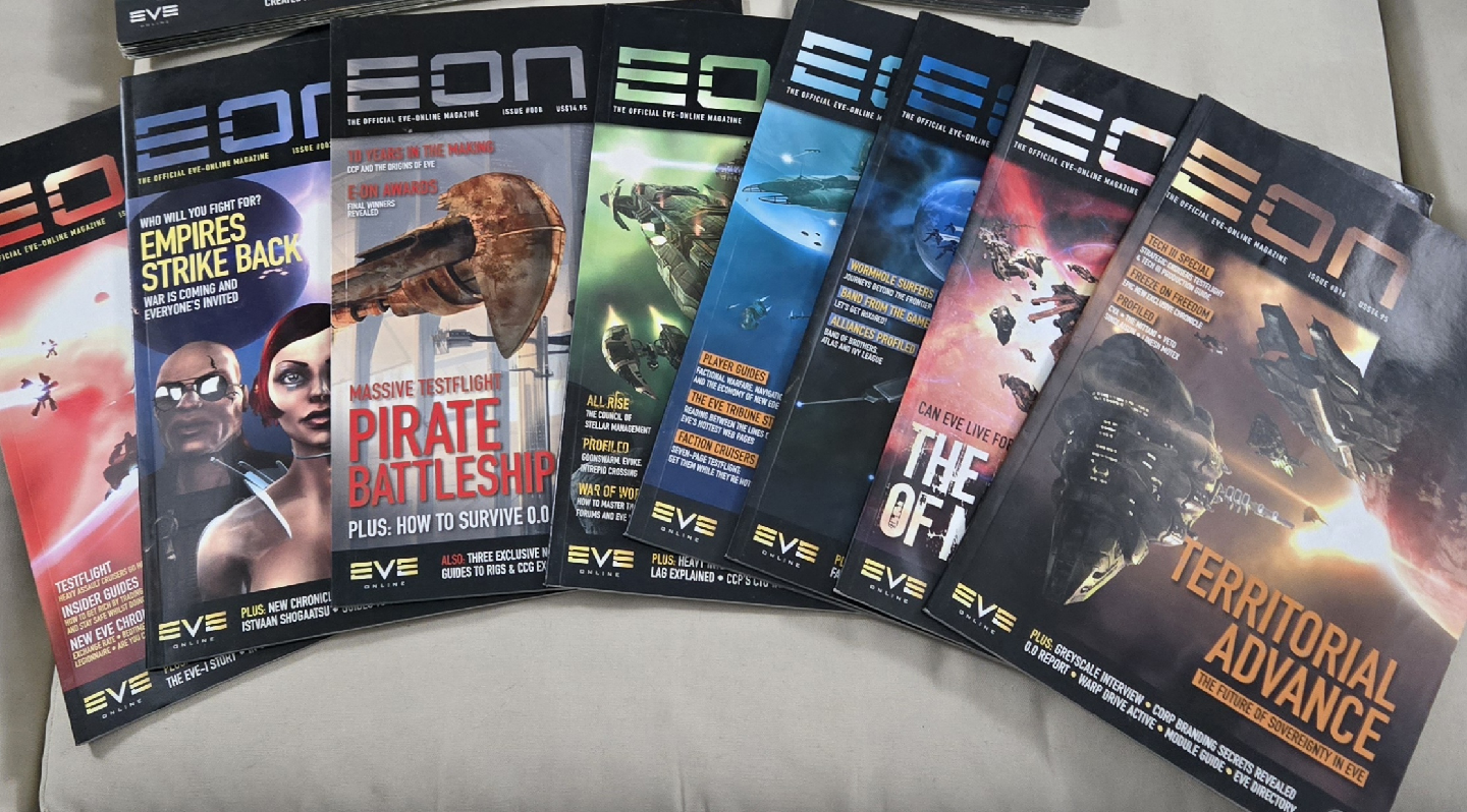 E-ON Official EVE Online Magazine Collection