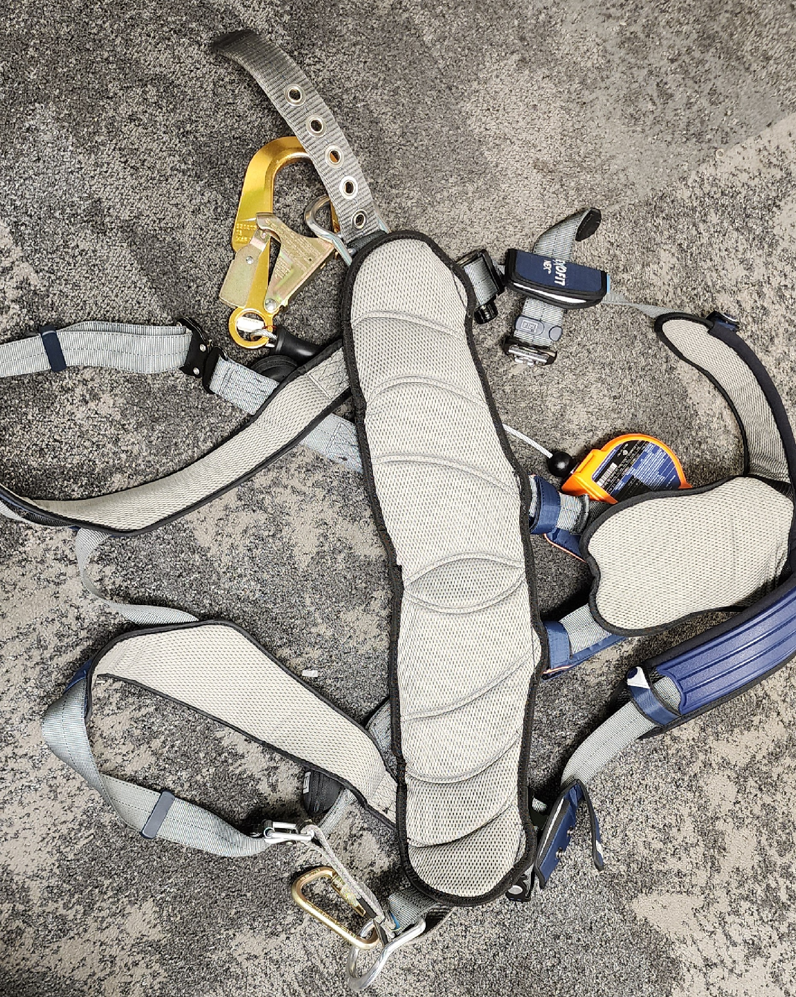 Full Body Harness, Lanyards, rope Grabs, and life lines - photo 2