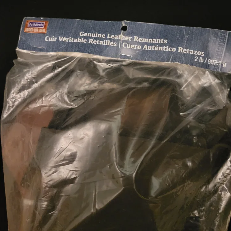ArtMinds Genuine Leather Remnants 2 lb thumbnail