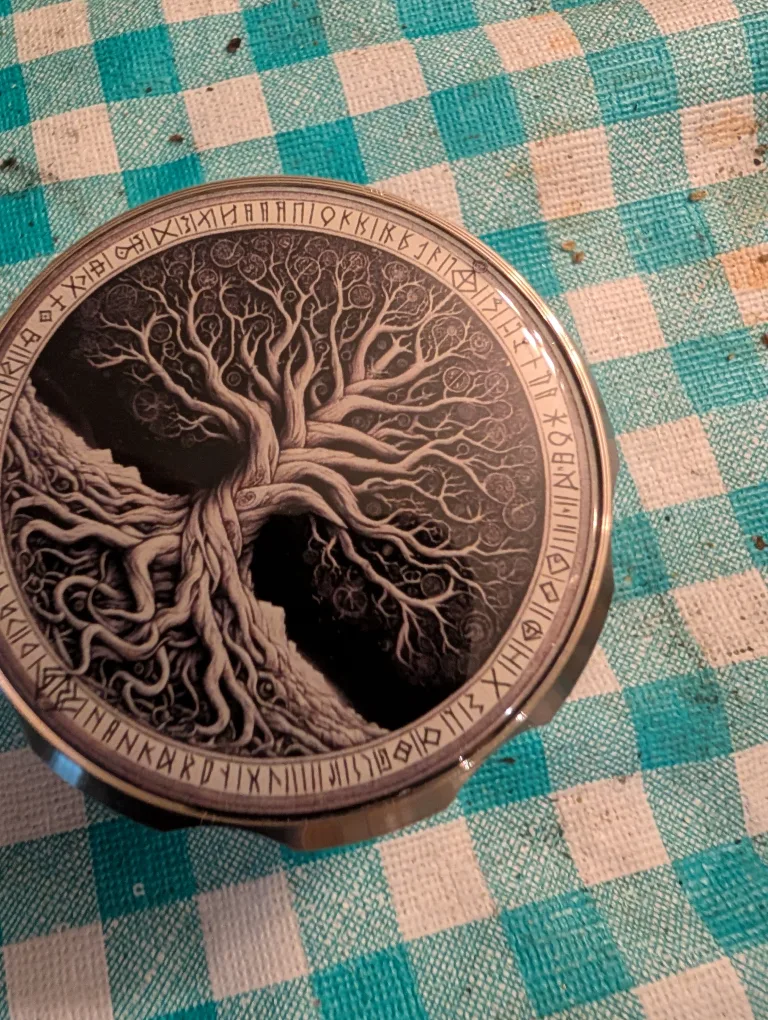 Metal Herb Grinder - Tree of Life Design image indicator(4)