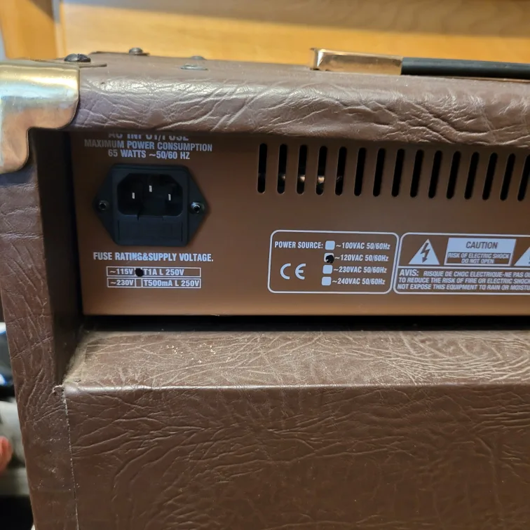 RMS AC 40 Acoustic Guitar Amp Mic & Guitar Channels... image indicator(7)