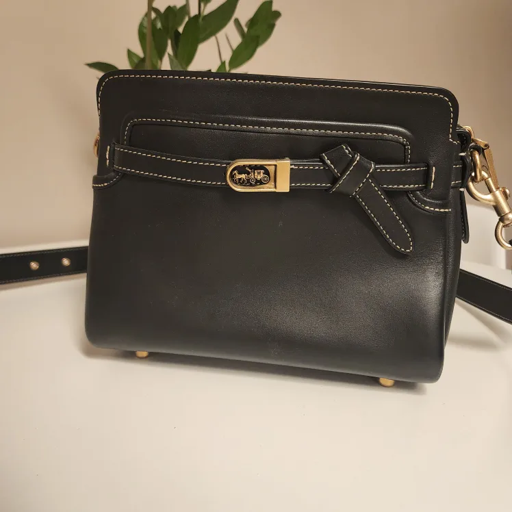 Coach Black Leather Crossbody Bag thumbnail