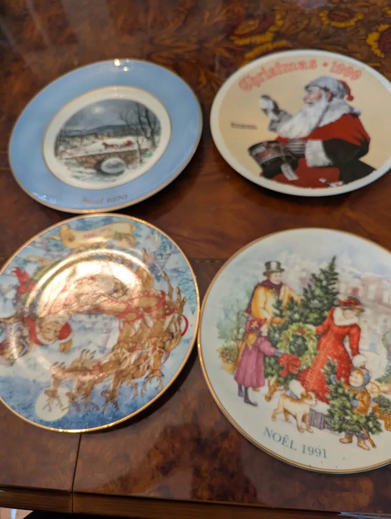 Decorative Collector Plates thumbnail