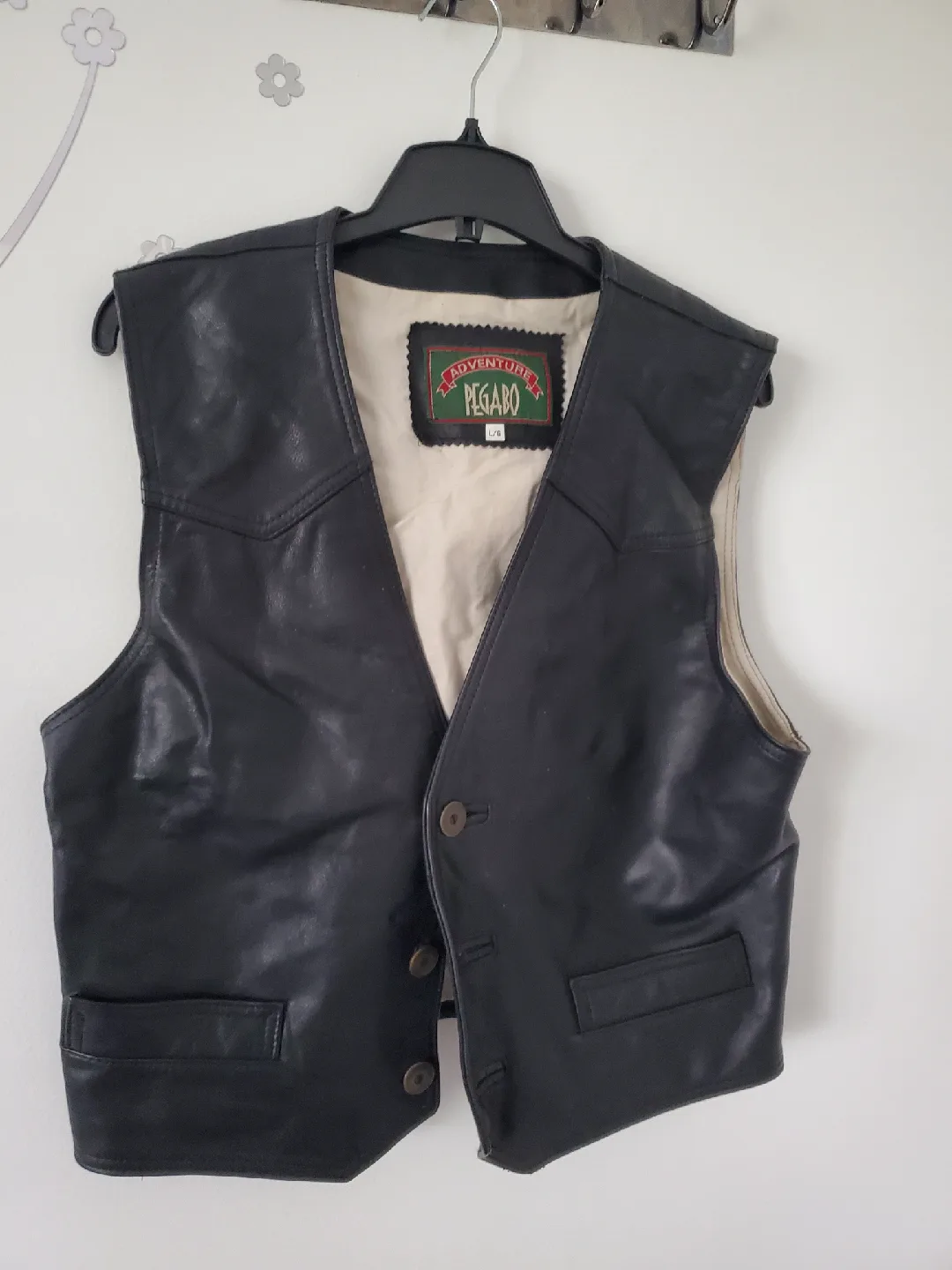 Adventure Pegabo Leather Vest - Size L/G thumbnail