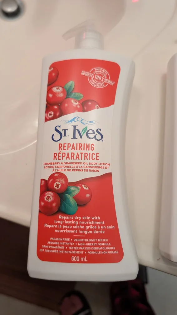 👀- WOW- St. Ives Body Lotion  FCFS thumbnail