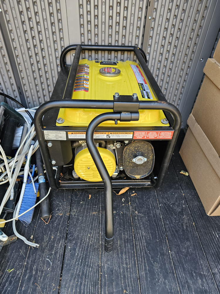 Champion 4000 Starting Watts Generator - photo 2