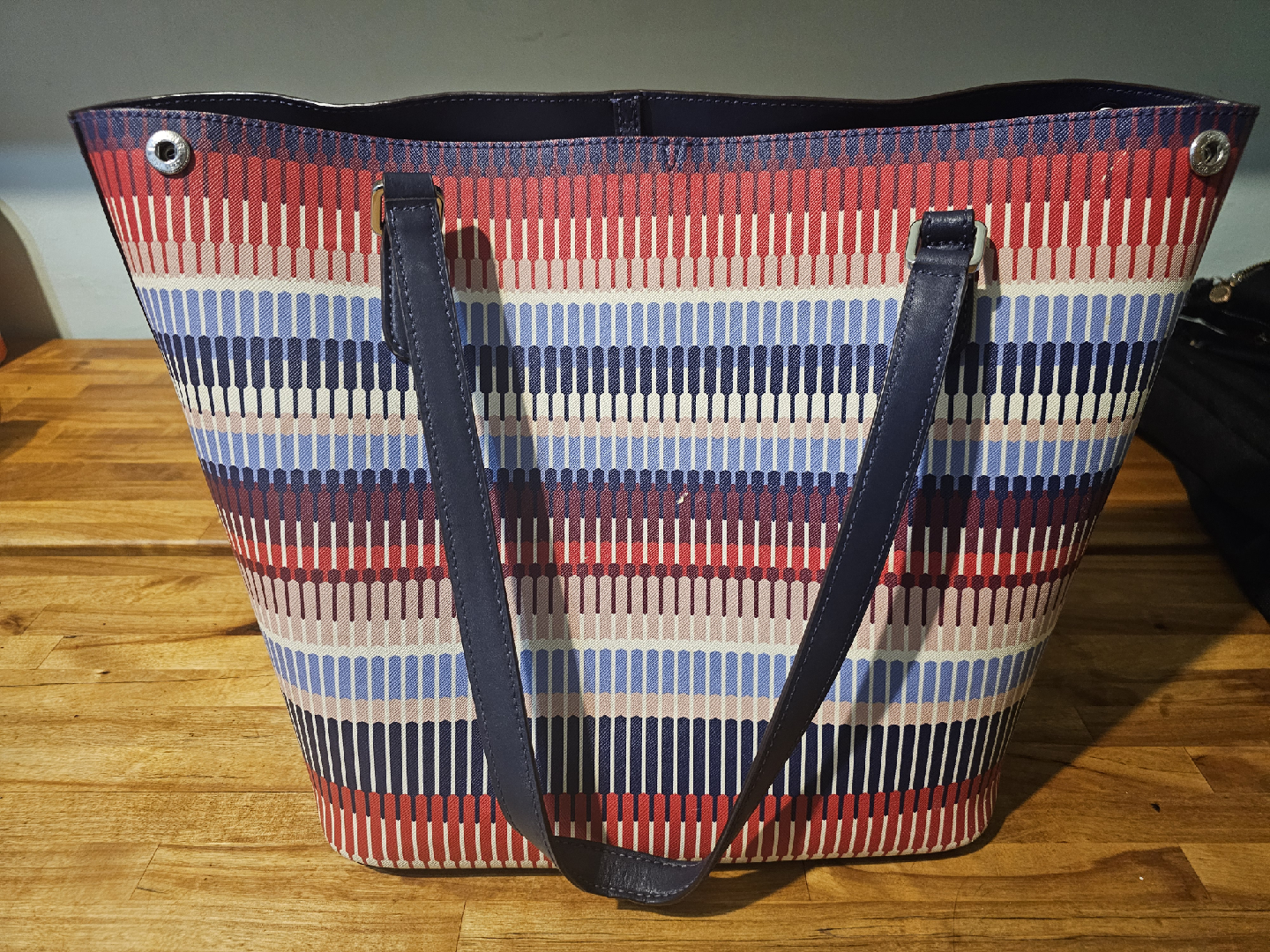 Ralph Lauren Tote Bag - Stylish & Roomy! - photo 3