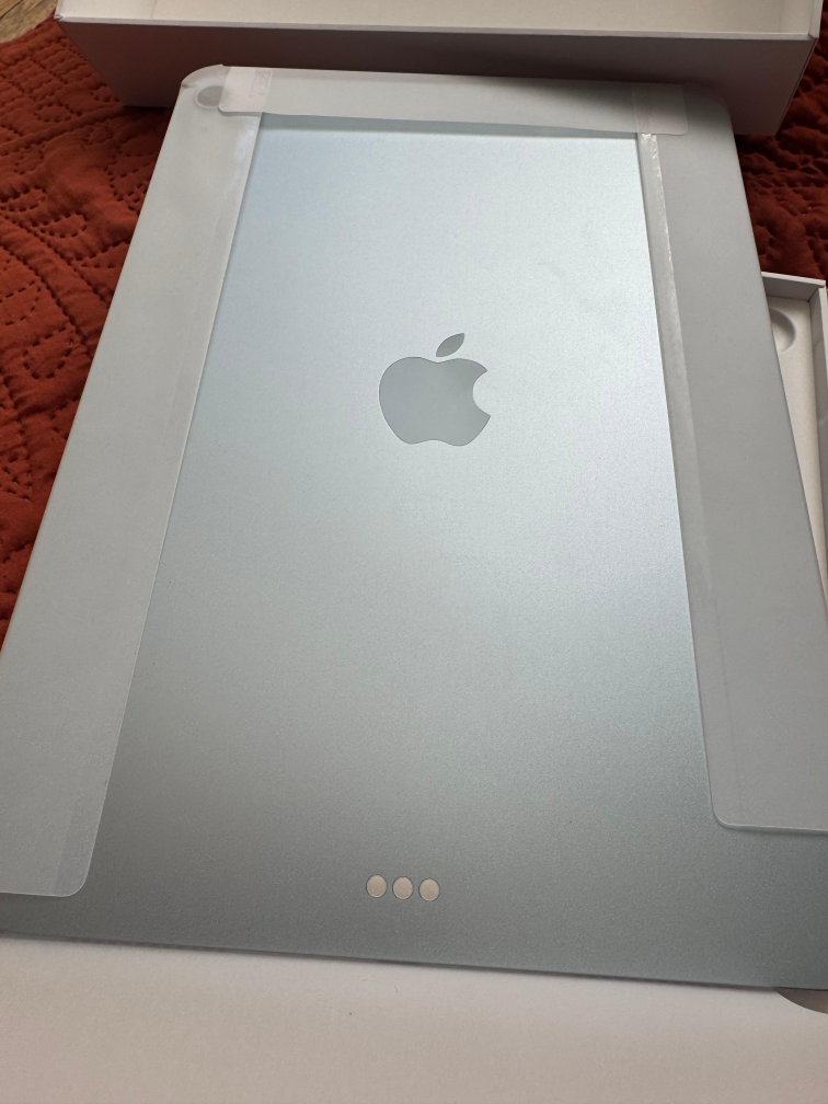 New Apple iPad Air 11-inch (M3) Wi-Fi 128GB - photo 2
