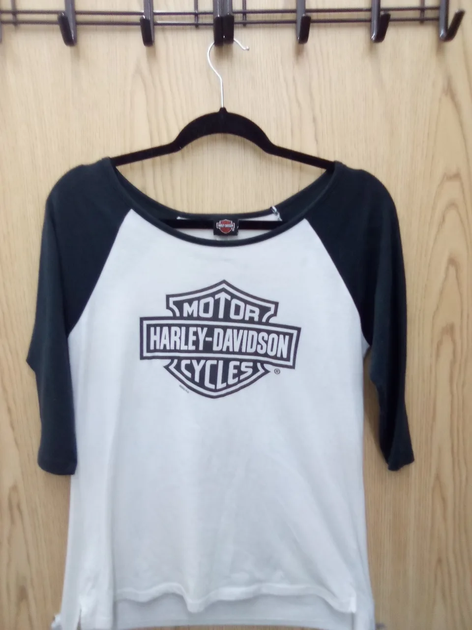 Harley-Davidson Shirt & Sweater Collection!! (ONLY $15 EACH) image indicator(8)