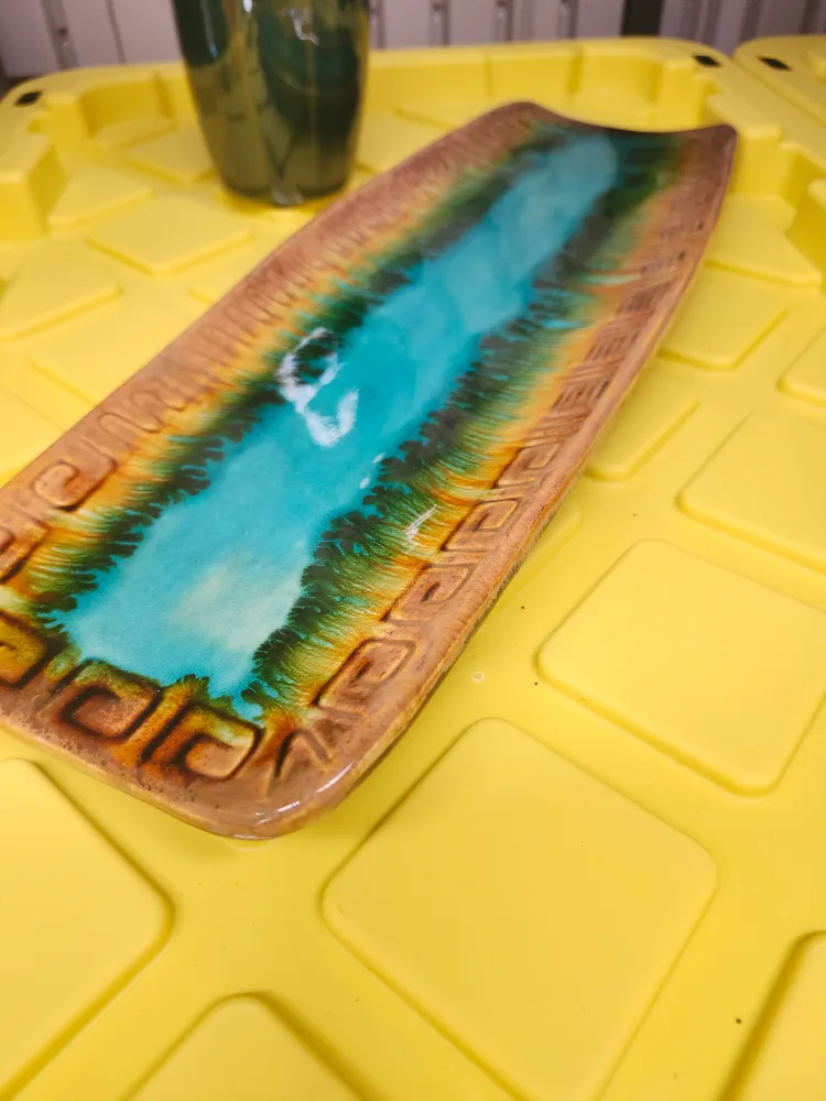 Beautiful  Ceramic Decorative Tray and Matching Vase image indicator(2)