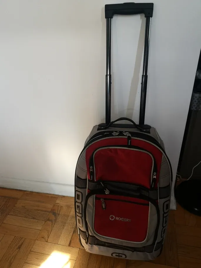 Ogio Rogers Red/Grey Rolling Travel Bag image indicator(4)