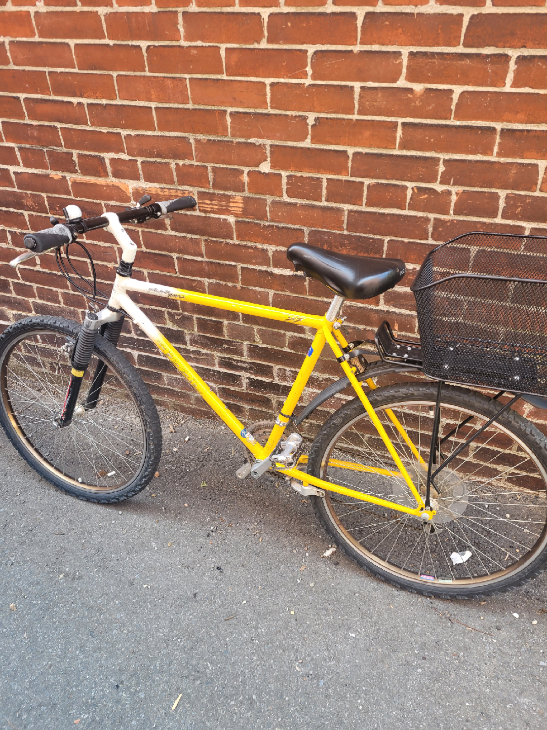 Yellow Mountain Bike
