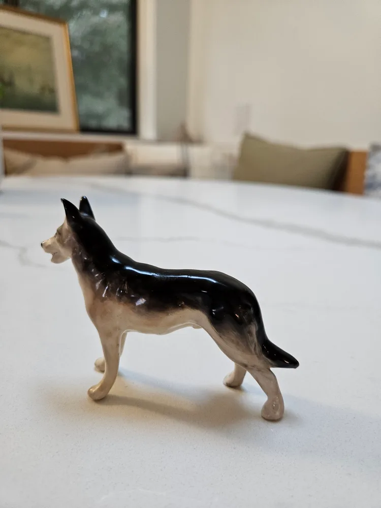 Vintage Ceramic German Shepard Dog Figurine Cottagecore image indicator(3)