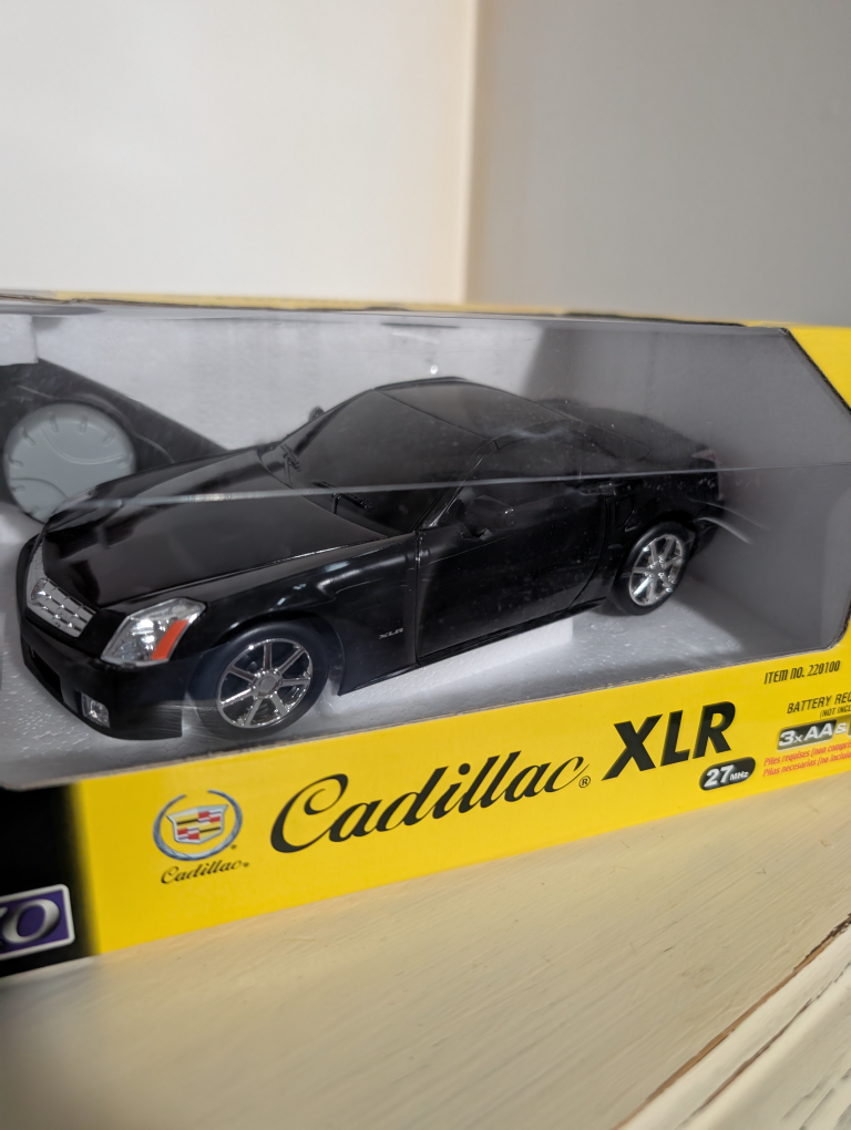 New Nikko Cadillac XLR Radio Control Car 🥕