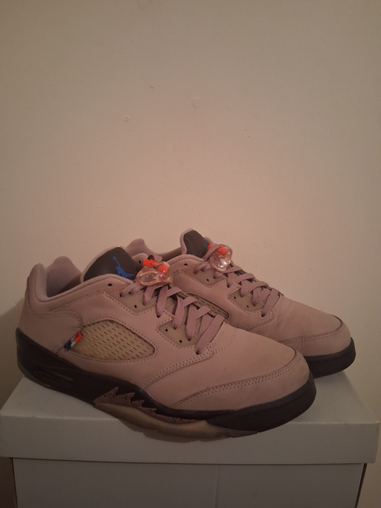 Jordan 5 Retro Low  Size 11