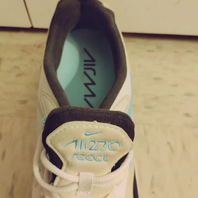 Nike Air Max 270 React Sneakers image indicator(6)