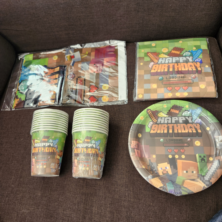 Minecraft Birthday Party Supplies Set