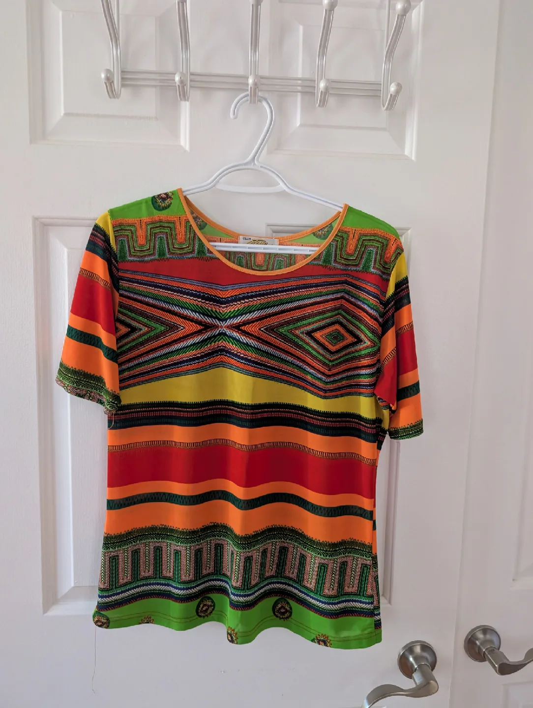 3 women's tops bundle in red/orange shade image indicator(4)