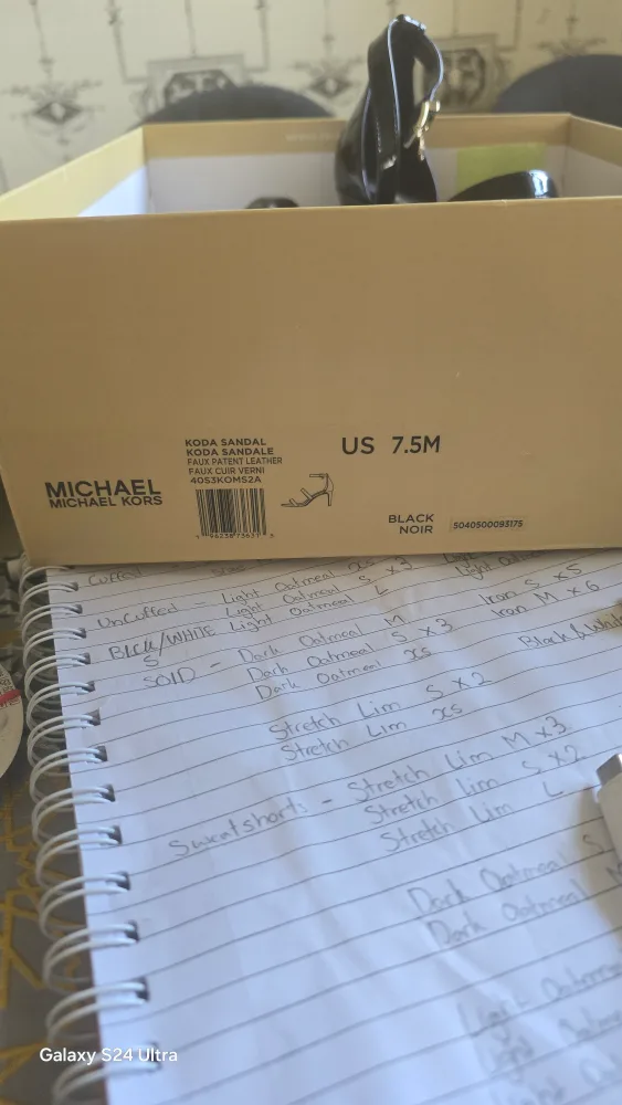 Michael Kors Kora Sandal - Size 7.5M - Black image indicator(2)