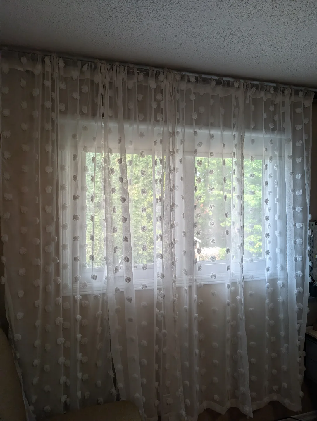 Set of White Sheer Pom Pom Curtains x4 🥕 image indicator(3)