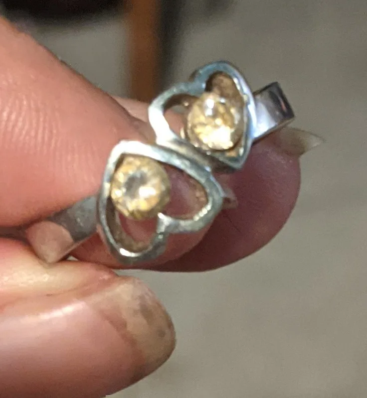Heart-shaped Gemstone Ring thumbnail
