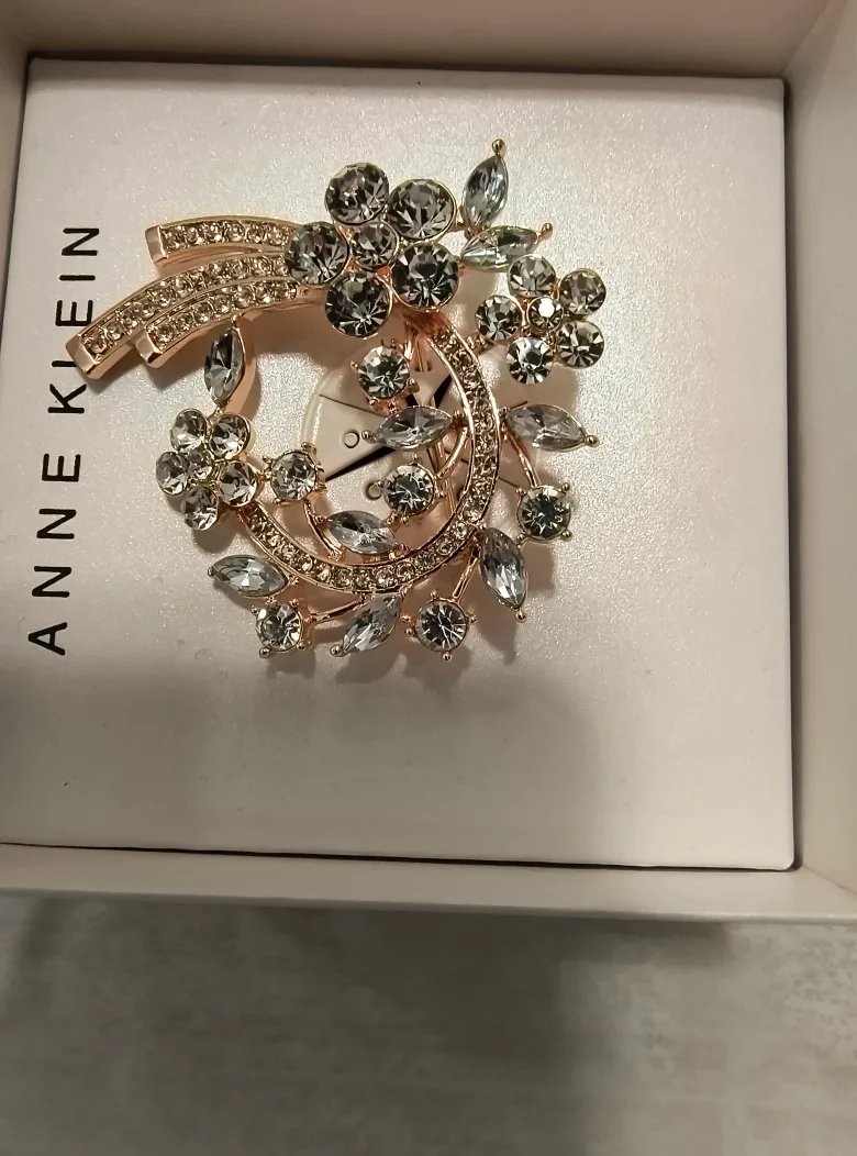 Anne Klein Floral Brooch - New in Box image indicator(4)