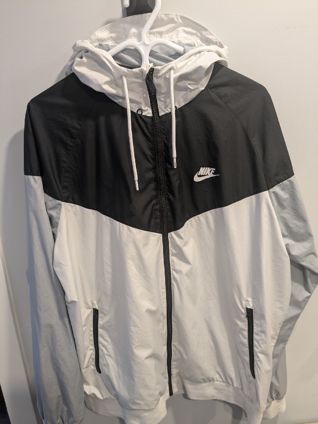 Nike windbreaker