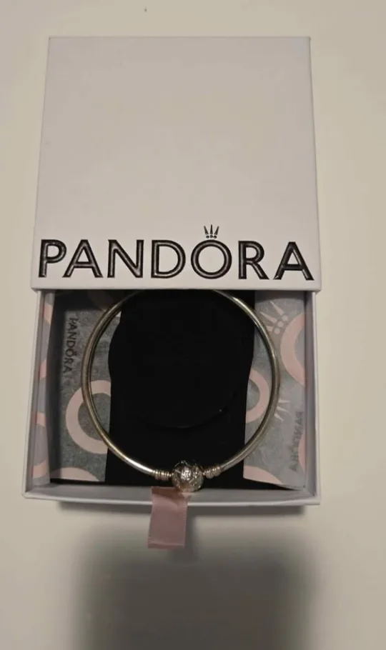NEW! Pandora Snowflake Silver Bangle bracelet with Box thumbnail