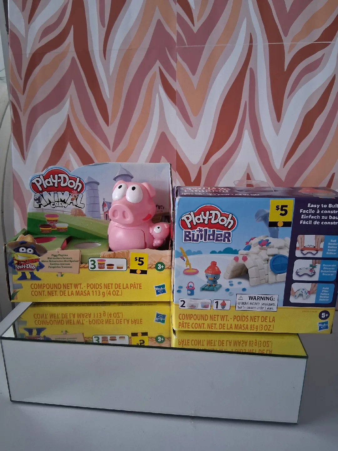 Play-Doh Animal Crew Piggy Playtime & Builder Set thumbnail