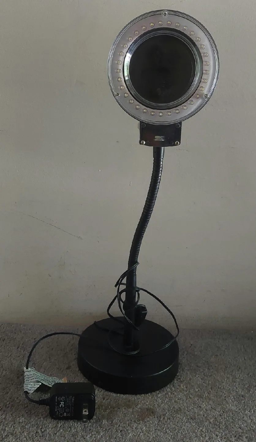 Black LED Magnifying Lamp🥕 thumbnail