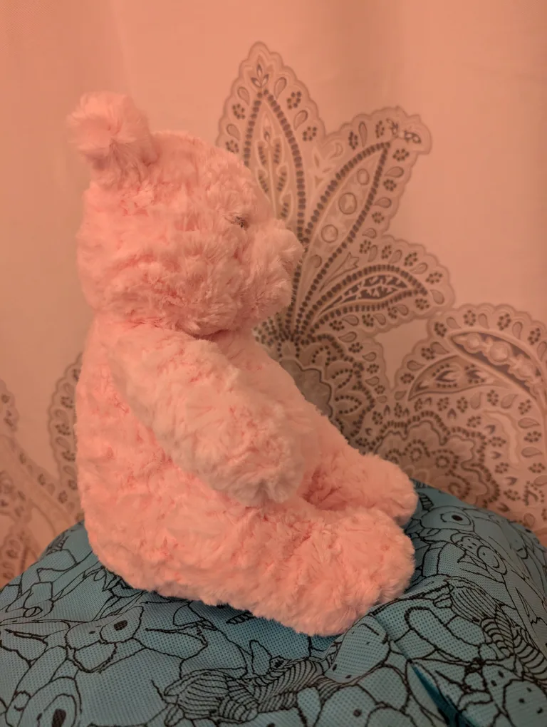 Jellycat medium Leola Bear - Pink Plush Bear image indicator(2)