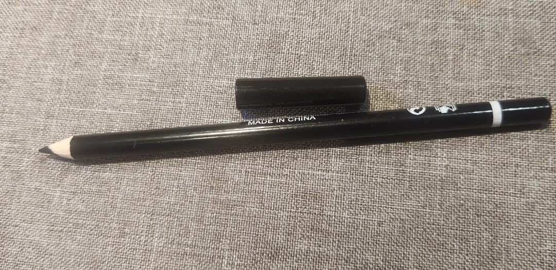 BONIYA Eye Liner Pencil - Black image indicator(2)