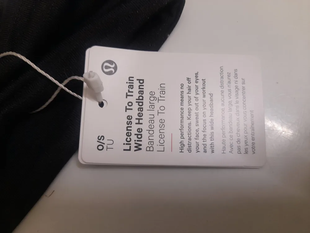 Lululemon Headbang in Black New tags 🥕 image indicator(4)