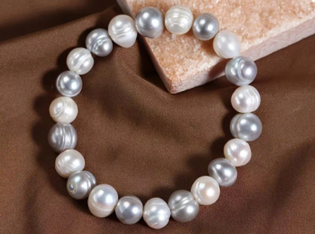 Pearl Bracelet - Silver & White thumbnail