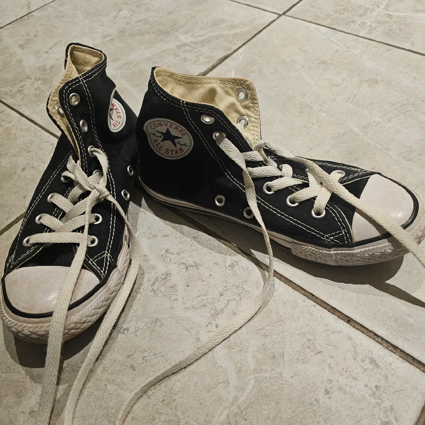 Converse All Star High Top - Youth Size 2 image indicator(3)