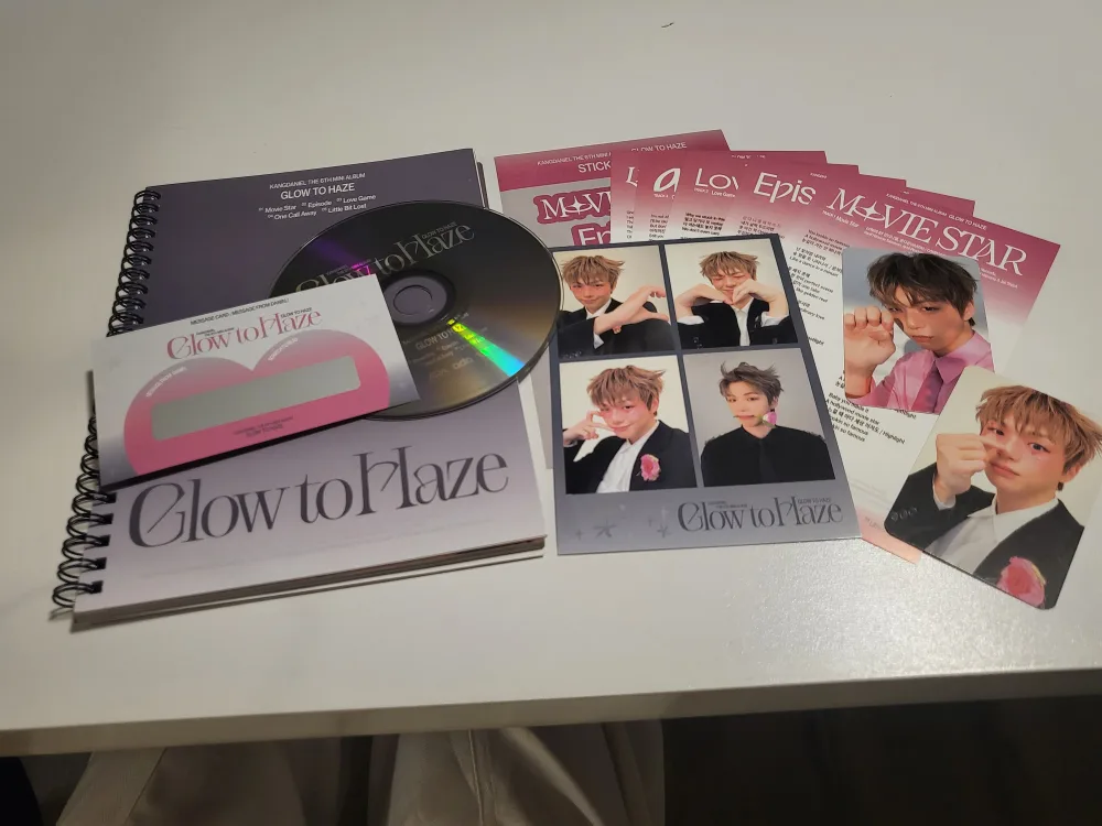 Kang Daniel Glow to Haze Album image indicator(2)