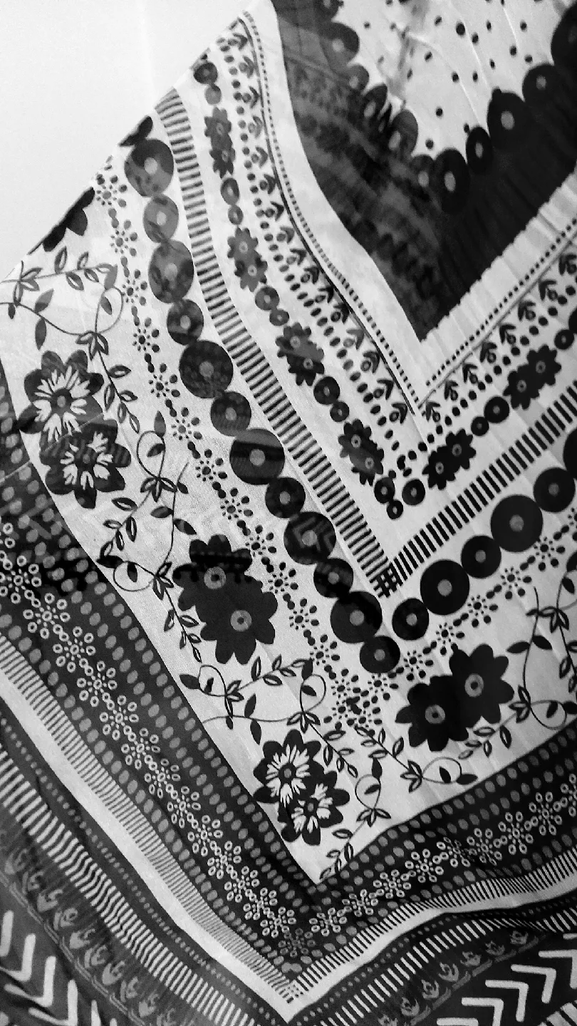 Black & White Patterned Scarf thumbnail