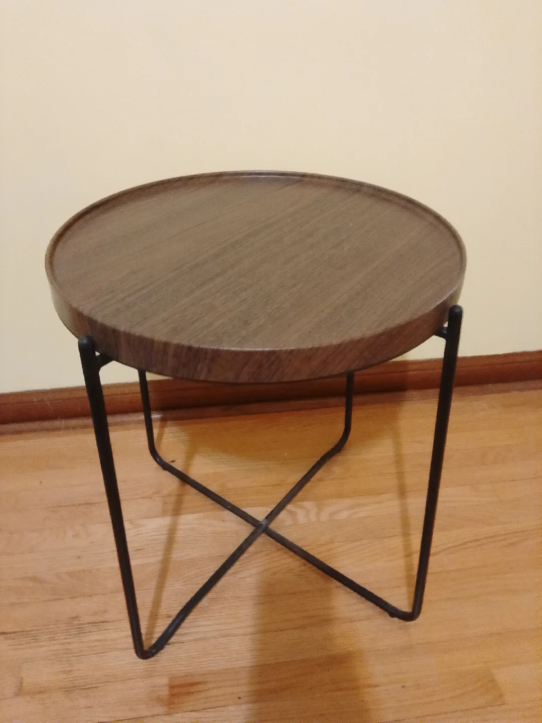 Round Side Table (×2) - Wood Top, Black Metal Legs image indicator(2)