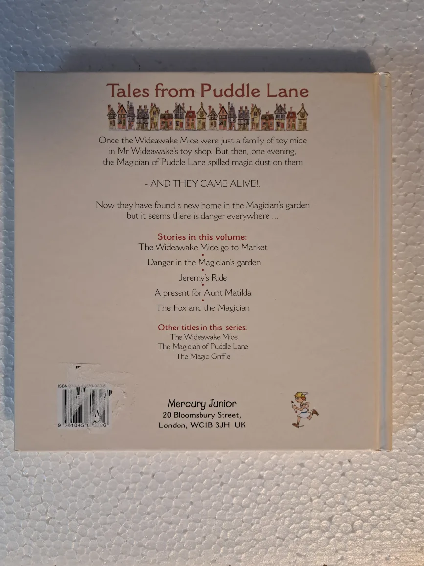 The Wideawake Mice in Danger and other stories (Puddle Lane) image indicator(2)