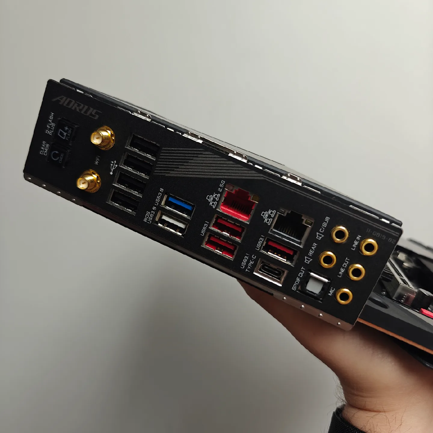 Gigabyte X570 Aorus Master AM4 Motherboard image indicator(3)