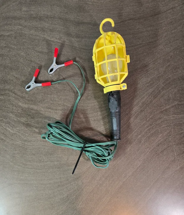 Automotive Work Light with Alligator Clips thumbnail