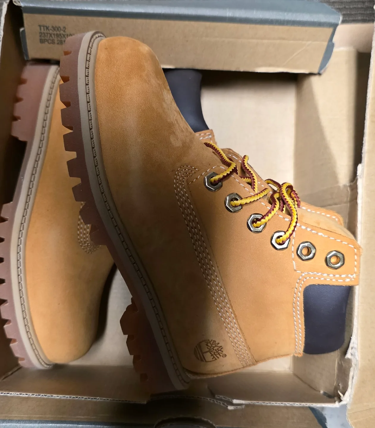 Timberland Toddler Boots Size 11 image indicator(2)