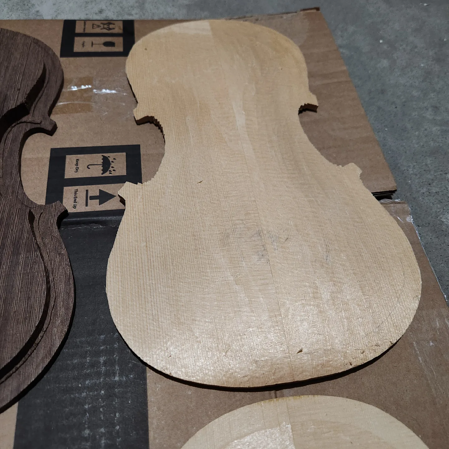 Violin/Viola Wood front & Back Plates image indicator(3)