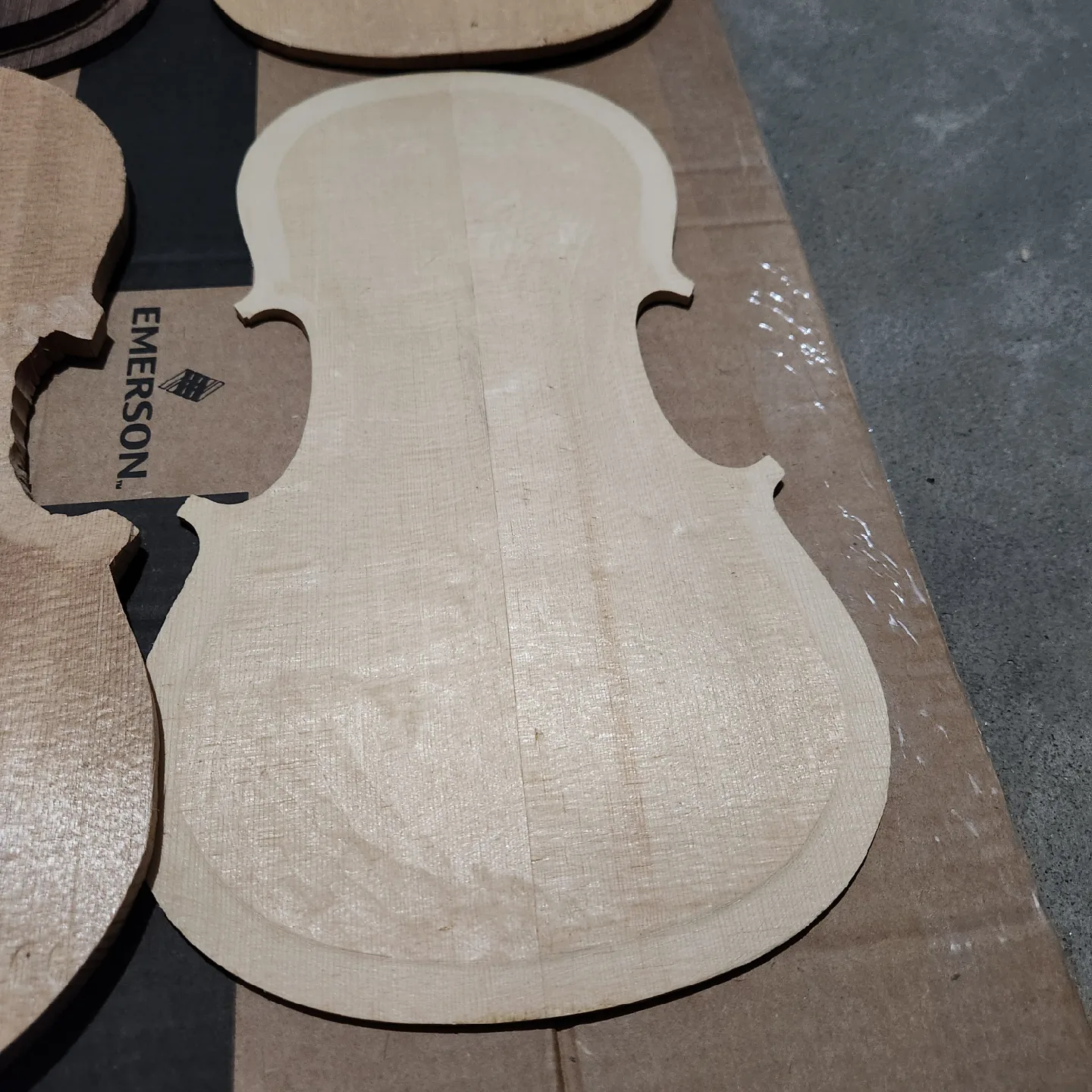 Violin/Viola Wood front & Back Plates image indicator(5)