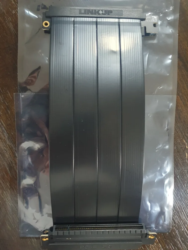 LINKUP PCIe 5.0 Riser Cable - New image indicator(5)