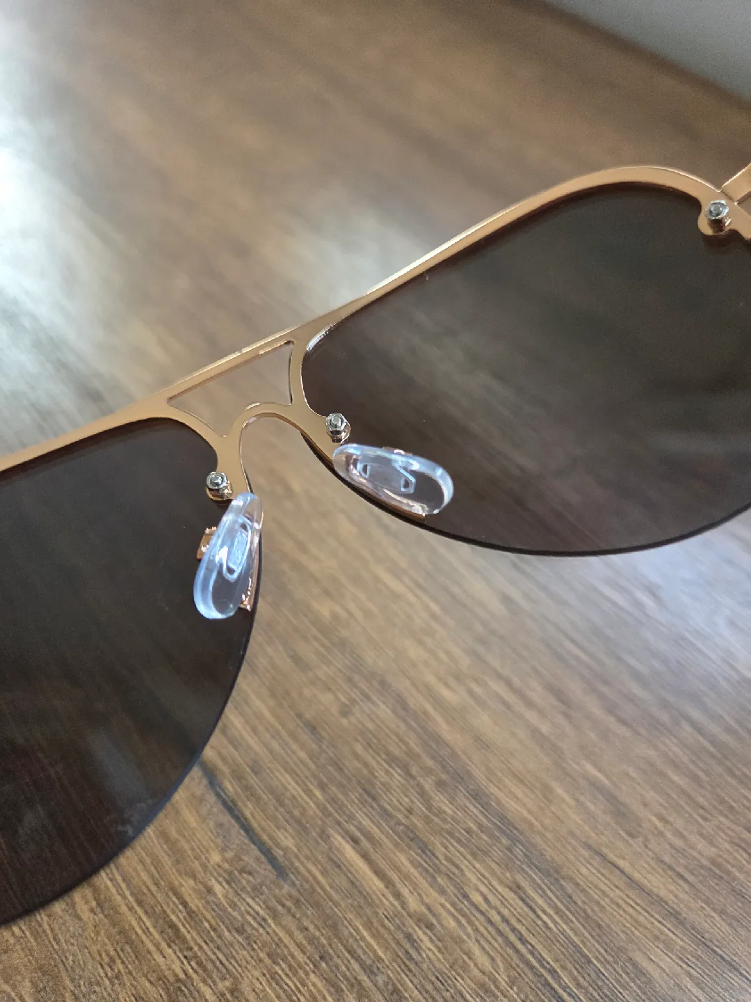 Aviator Sunglasses - Golden Frame, Mirror Coating image indicator(2)