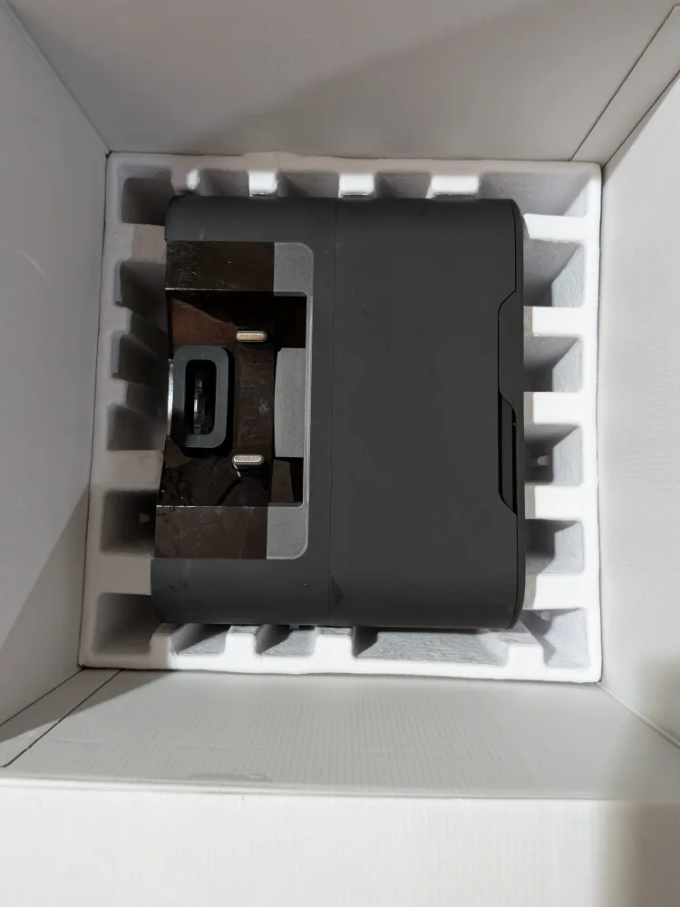 Dustin Self-empty Robotic Vacuum Cleaner and Mop image indicator(3)